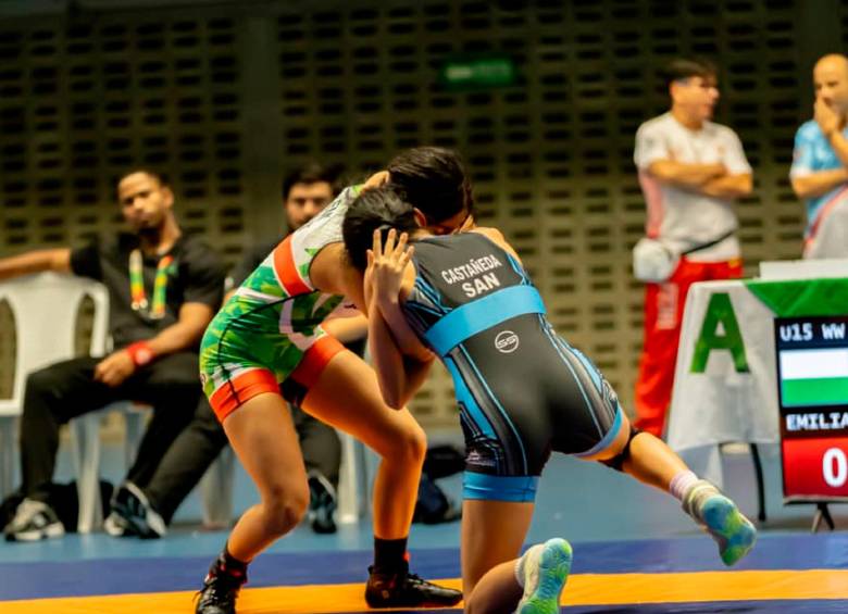 En el Nacional de lucha libre en Medellín se dieron a conocer las futuras estrellas de este deporte en el país. FOTO CORTESÍA