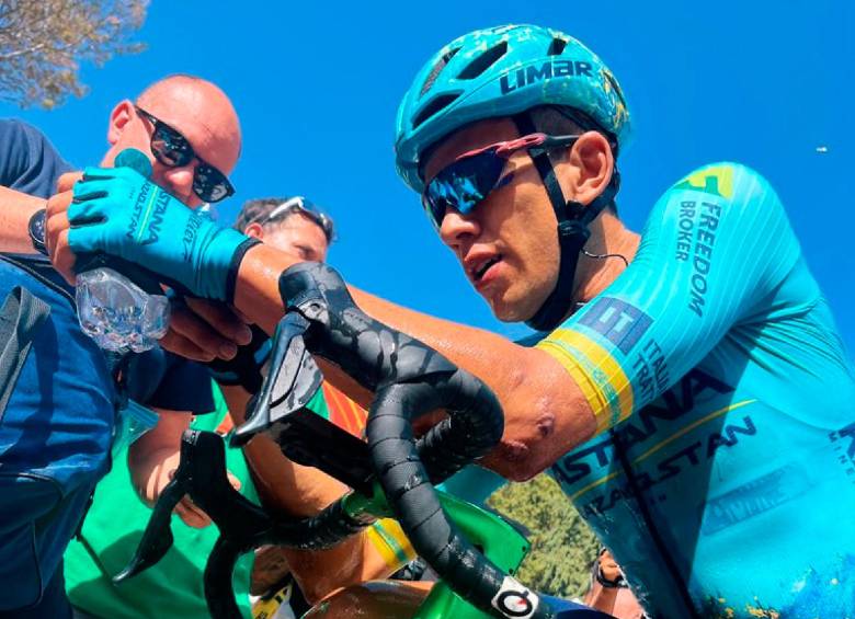 Harold Tejada empieza a destacarse en la Vuelta. Se esfuerza por lograr un triunfo de etapa. FOTO X-ASTANA
