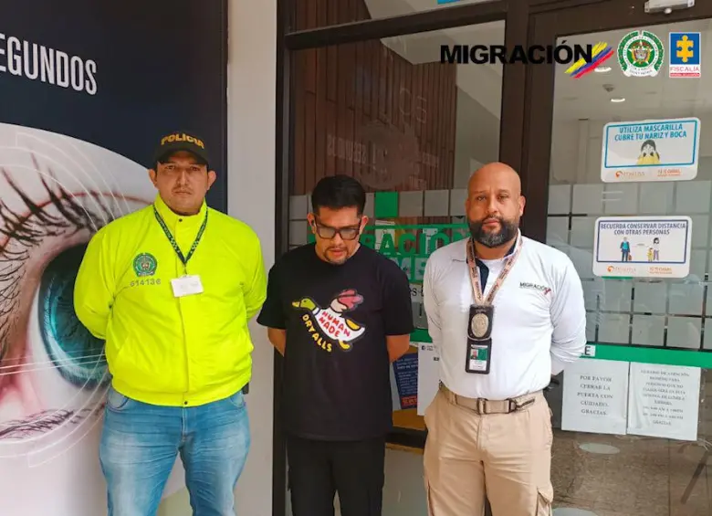 Miguel Sierra, ciudadano peruano nacionalizado en Estados Unidos, habría contactado a una menor de 14 años de Medellín por redes sociales y le ofreció dinero para explotarla sexualmente. Foto: cortesía.
