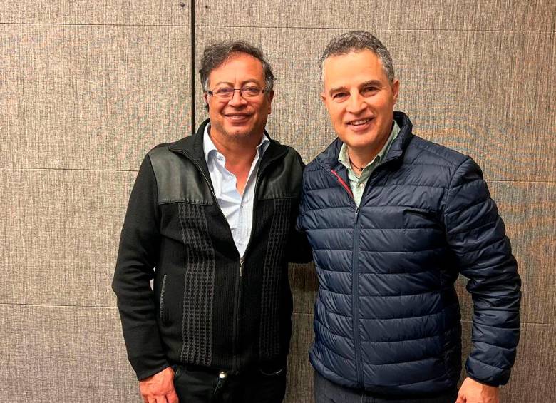 Petro y Gaviria se reunieron este jueves para discutir proyectos regionales. FOTO: CORTESÍA GOBERNACIÓN