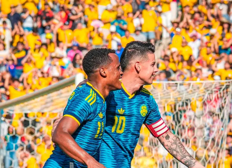 Jhon Arias y James Rodríguez, una sociedad que le puede dar a Colombia un muy buen resultado en el Mundial. FOTO FCF