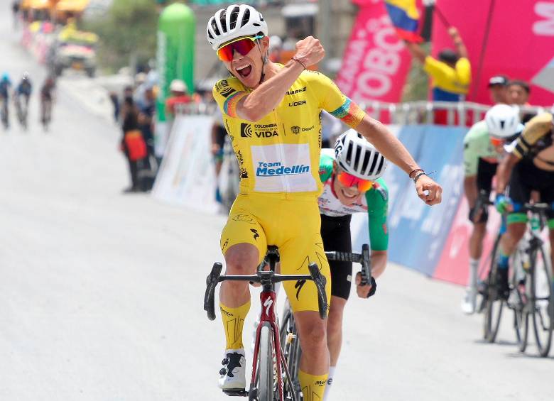 Miguel Ángel López es profesional desde 2015, año en el que fue fichado por el Astana. Actualmente corre en el Team Medellín. FOTO cortesía 