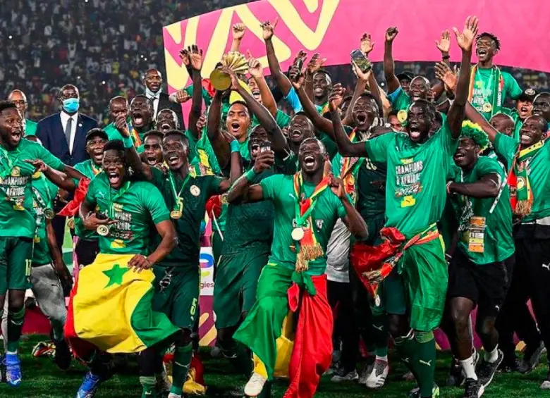 Senegal se coronó campeón de la Copa Africana de Naciones. FOTO @vanillaskyOG