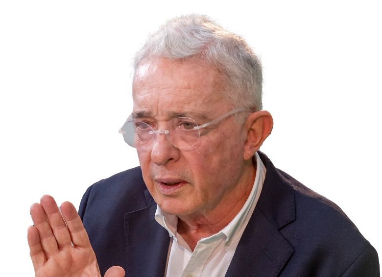 Descripción: Visita del expresidente a las instalaciones del periódico El Colombiano. Lugar: Envigado. Personajes: Álvaro Uribe Vélez. Fecha de evento: 19/02/2026. Foto: Juan Antonio Sánchez Ocampo.
