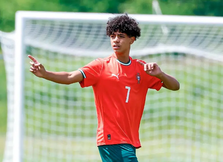 Cristiano Ronaldo Jr se ha formado en las academias del Manchester United, Juventus y Al Nassr de Arabia. FOTO: X CRISTIANO