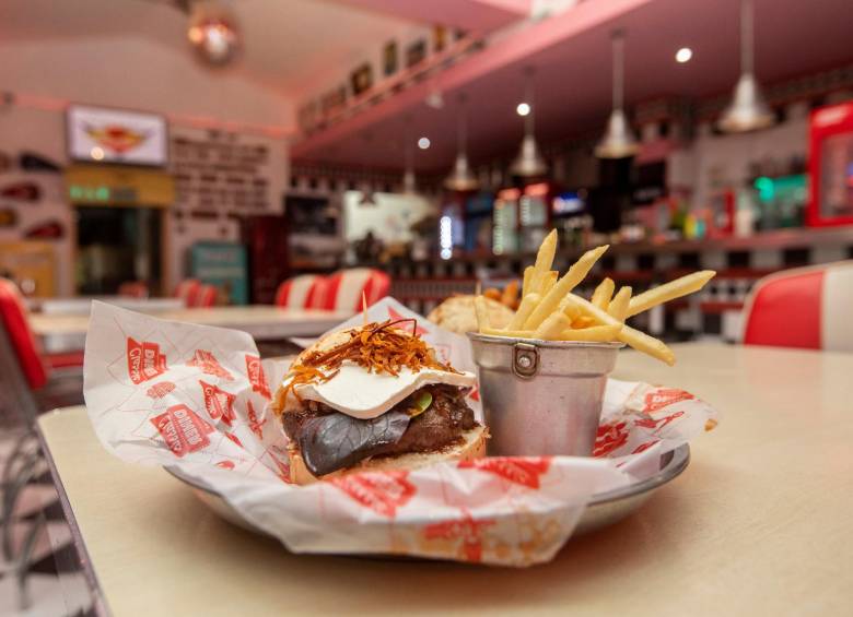 El producto estrella es la hamburguesa Gran Torino, como la película estadounidense que lleva su mismo nombre. Foto : Camilo Suárez 