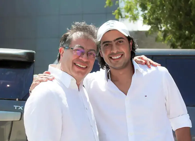 A la izquierda, el presidente Gustavo Petro; a la derecha, su hijo, Nicolás Petro Burgos. FOTO: Archivo