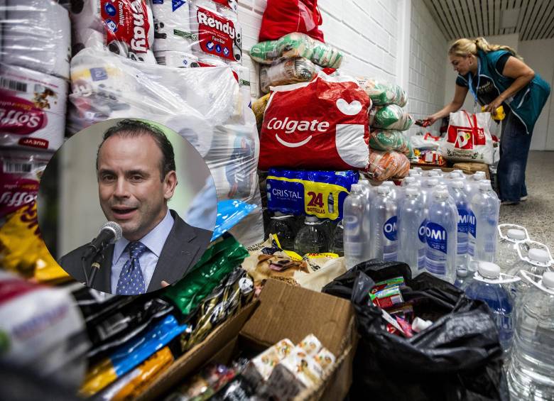 El alcalde Alejandro Eder pidió orden y silencio para poder hallar en estas 24 horas al mayor número posible de sobrevivientes. Fotos: Julio herrera y Colprensa