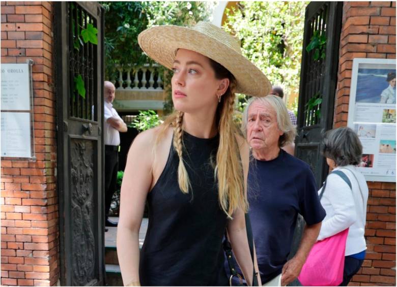 La actriz Amber Heard saliendo del Museo Sorolla en Madrid, España. FOTO Getty