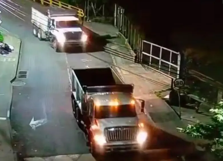 Una hipótesis es que los dos vehículos iban a ser usados para atentados terroristas. FOTO: Cortesía Meval