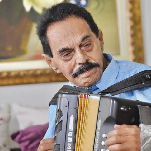 El acordeonero fundó, junto a Jorge Oñate, lo que se conoció como “Los hermanos López”, de gran tradición en el vallenato. FOTO: Twitter