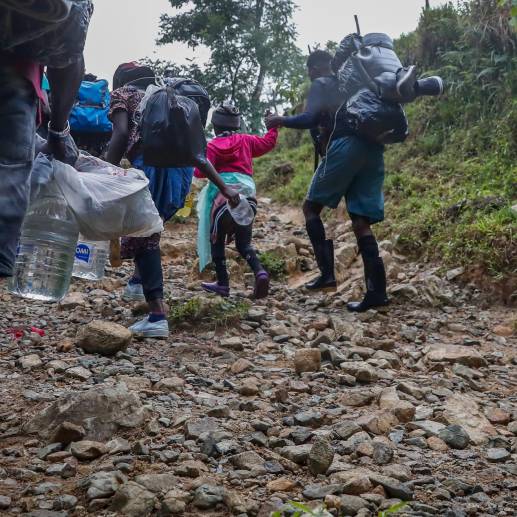 El gobierno de Estados Unidos le propuso a Colombia crear oficinas para garantizar que se respeten los derechos humanos de los migrantes en el Tapón del Darién. FOTO MANUEL SALDARRIAGA