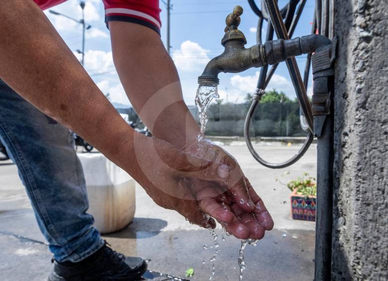 La interrupción del servicio se hará en Rionegro y el barrio Calasanz de Medellín en días y horas diferentes. FOTO CAMILO SUÁREZ