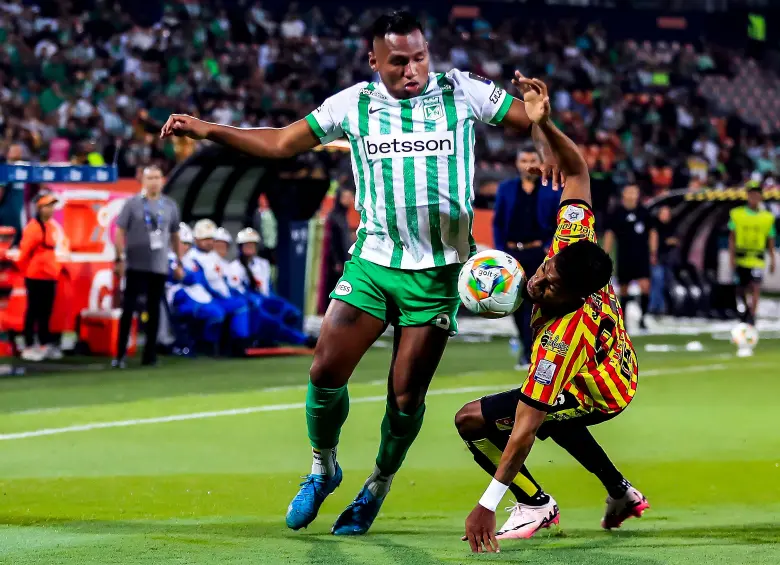 Nacional se enfrenta con Pereira en Yopal. FOTO JAIME PÉREZ