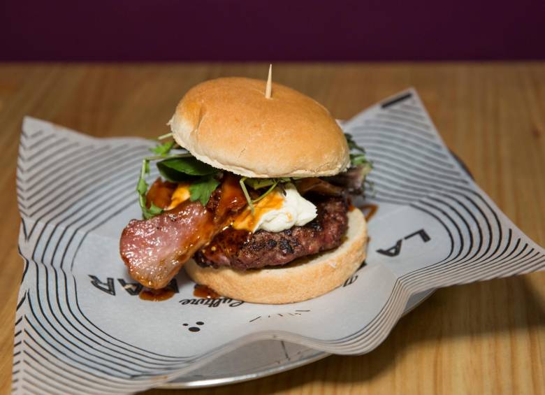 El Burger Master termina el lunes festivo 22 de mayo. El precio de la hamburguesa es de 16.000 pesos. Foto EL COLOMBIANO