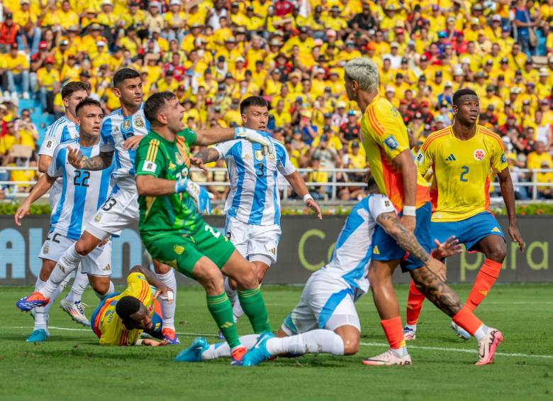 El seleccionado colombiano busca una victoria en Uruguay después de más de 50 años. La última vez que ganó allá por eliminatorias fue en 1973. FOTO: JUAN ANTONIO SÁNCHEZ