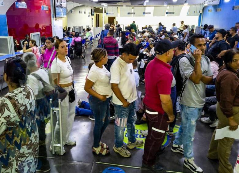 Los presupuestos máximos son recursos del sistema de salud que la Adres le entrega a las EPS para pagar atenciones que están por fuera del plan de beneficios. FOTO JULIO CÉSAR HERRERA