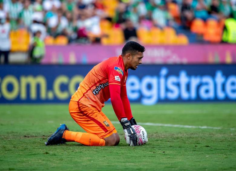El arquero venezolano José Contreras, de 29 años, fue uno de los hombres importantes en el invicto de Águilas. FOTO Juan Sánchez