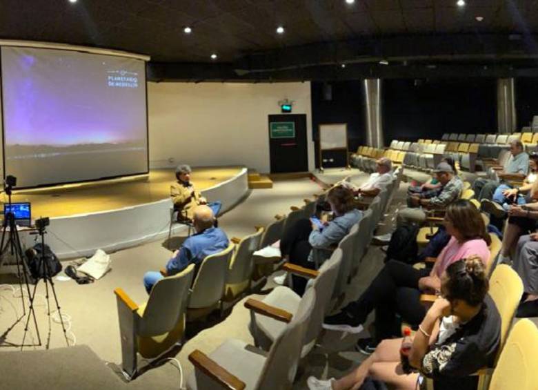 Conferencias abiertas al público, exposiciones y conversatorios hacen parte de la programación especial en el planetario por los 50 años de la Sociedad Julio Garavito para el Estudio de la Astronomía. FOTO cortesía Sociedad Julio Garavito