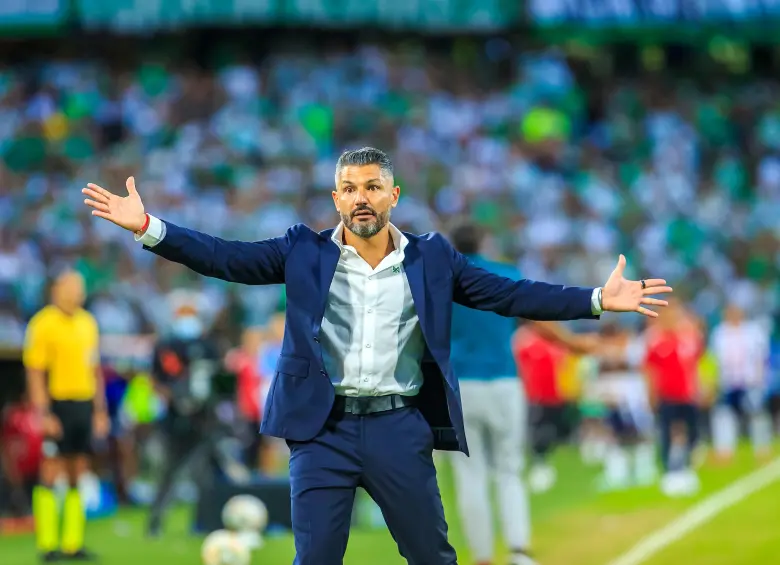 Javier Gandolfi, de 44 años, dirigió 50 partidos con Nacional: logró 22 victorias, 16 empates y 12 derrotas. Foto: Andrés Camilo Suárez Echeverry.