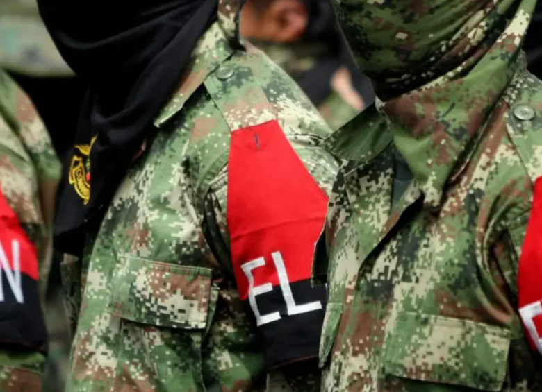 Alias Tajo Yuca, del ELN, tenía orden de captura vigente por fabricación, tráfico y porte de armas de fuego. Foto: AFP