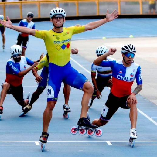 Andrés Jiménez fue uno de los medallistas de Colombia en la jornada del lunes, llegando así a 16 oros en el Mundial. <span class="mln_uppercase_mln">FOTO</span> <b><span class="mln_uppercase_mln">cortesía fedepatín </span></b>
