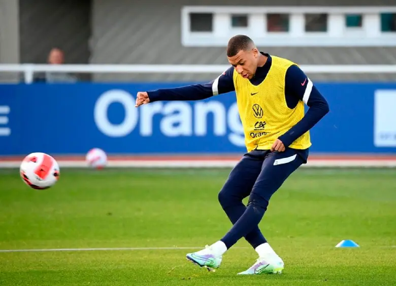 Kylian Mbappé, entre los referentes de la selección de Francia. FOTO: AFP