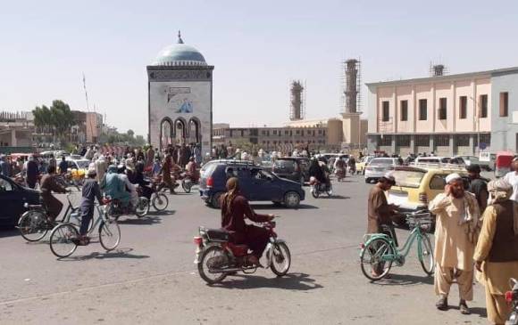 14 de las principales ciudades afganas están bajo el control de los talibanes. FOTO: EFE
