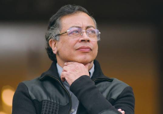 El presidente Gustavo Petro dijo que la Primera Dama, Verónica Alcocer, ya no era su esposa, aunque no se han divorciado. FOTO: CORTESÍA DE PRESIDENCIA.