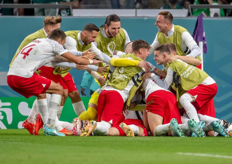 El resultado final del encuentro fue Polonia 2-0 sobre Arabia. FOTO Juan Antonio Sánchez