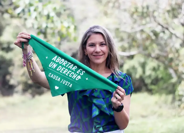 La activista colombiana Catalina Martínez es reconocida por su lucha para garantizar la interrupción voluntaria del embarazo y proteger a las niñas de maternidades forzadas en Latinoamérica. FOTO: Tomada de Instagram Catalina Martínez