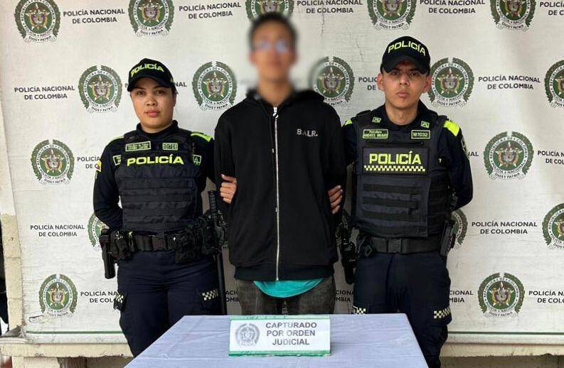 El detenido quedó a disposición de la justicia, la cual lo envió a una cárcel. FOTO: Cortesía