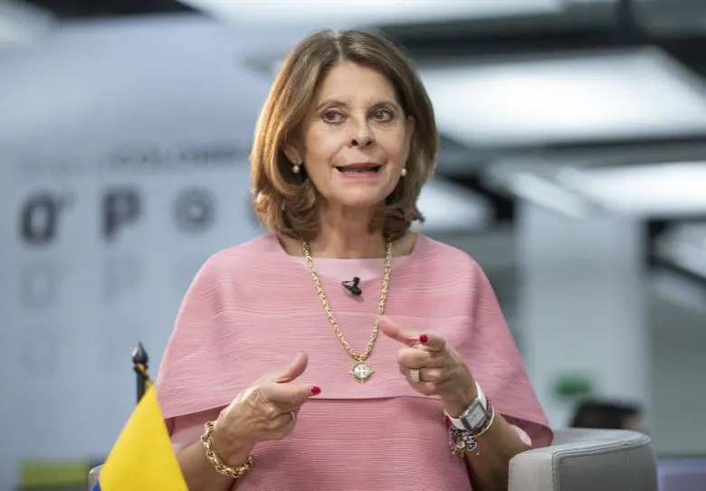 Marta Lucía Ramírez es una abogada bogotana de 72 años. Ha sido vicepresidenta; ministra de Defensa, de Relaciones Exteriores y de Comercio Exterior; también fue senadora y candidata presidencial. FOTO andrés suárez 
