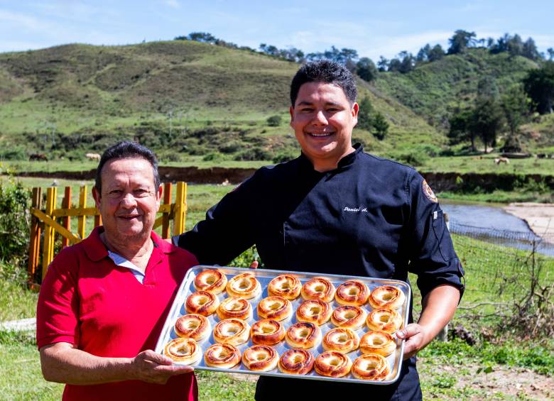 Almojabanas, pizzas y almuerzos típicos son otras de las recetas con las que esta familia ha deleitado a visitantes y locales. FOTO JULIO CÉSAR HERRERA