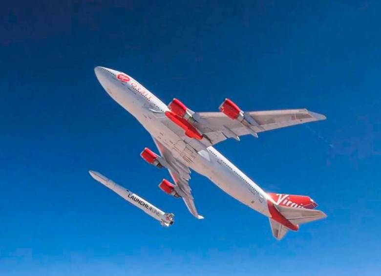 El avión Boeing 747 despegó desde el Spaceport Cornwall. Si hubiese sido un éxito, Reino Unido se habría convertido en el noveno país en poner satélites en órbita. FOTO: CORTESÍA