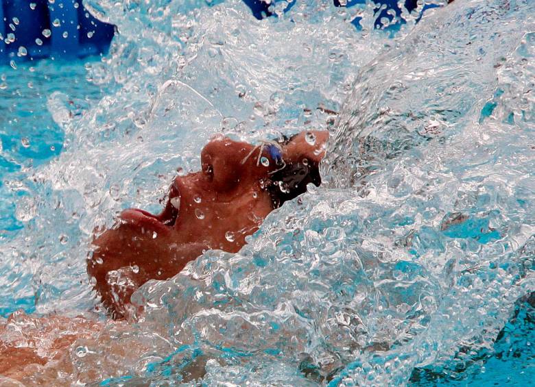 La natación es uno de los deportes que más exigencias presenta en la preparación de alto rendimiento. FOTO JULIO CÉSAR hERRERA