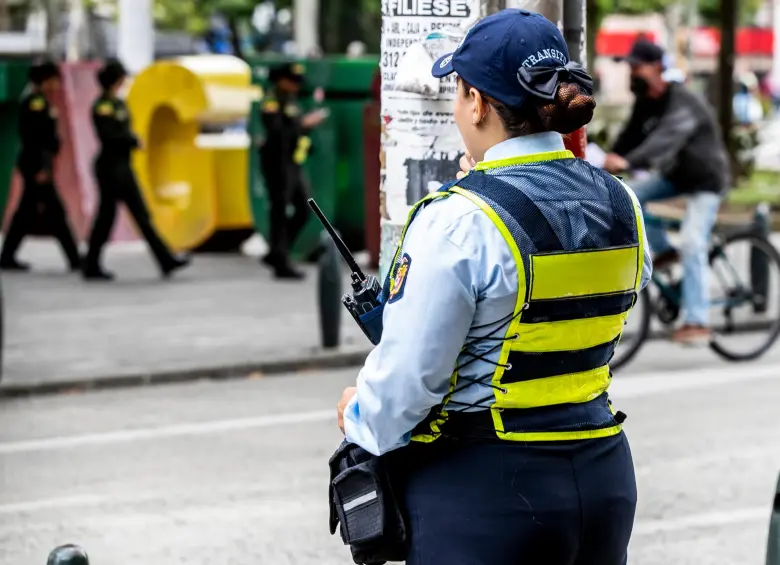 Las presiones y maltratos a los agentes afectan la prestación de su servicio en las calles. FOTO Jaime pérez
