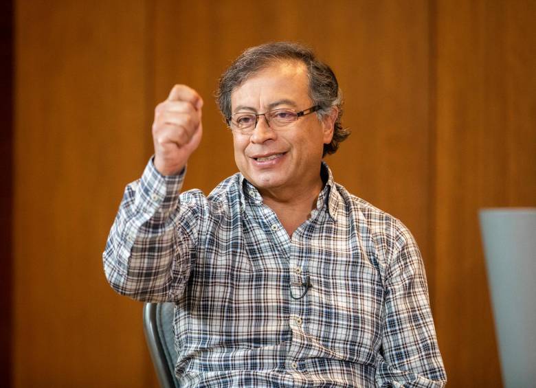 Gustavo Petro asegura que el concepto del “perdón social” tiene sustento académico. FOTO CAMILO SUÁREZ