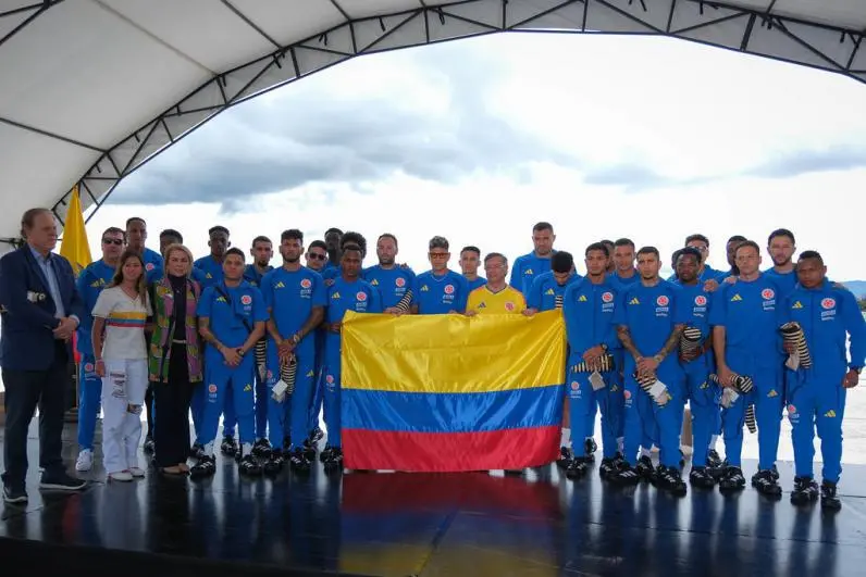 La selección Colombia partió esta semana rumbo al Mundial 2026. En el evento de despedida estuvo el presidente Gustado Petro, acompañado de su hija Antonella. FOTO: PRESIDENCIA