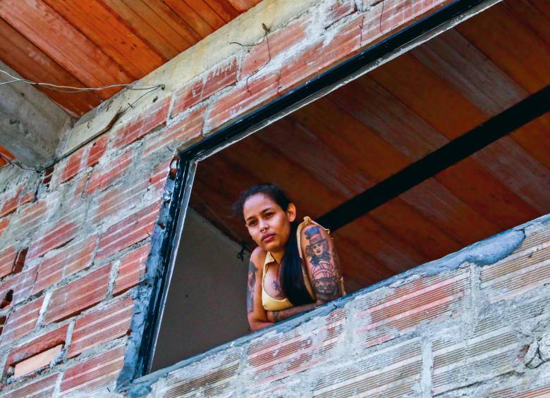 La casa de Brigitte Díaz aún está en pie, pero ya no tiene luz ni ventanas. En cualquier momento la derriban del todo. FOTO JULIO CÉSAR HERRERA