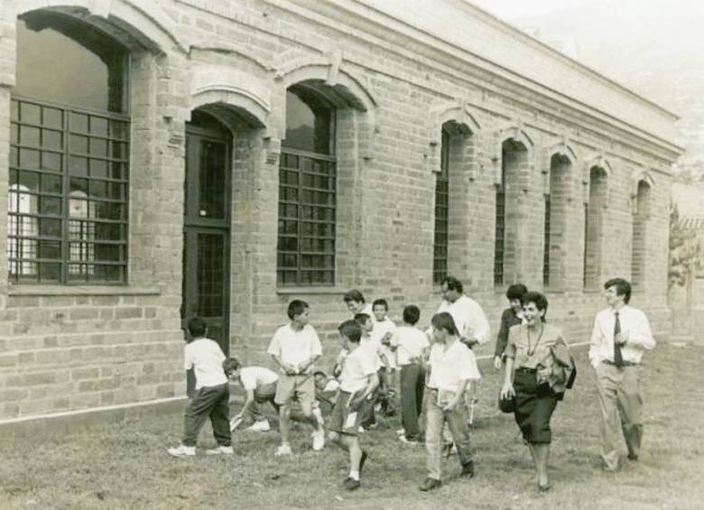 En 1960 el Manicomio fue cerrado y los pacientes llevados al nuevo Hospital Mental de Antioquia, en el municipio de Bello. Foto: Cortesía Comfama - Biblioteca Pública Piloto.
