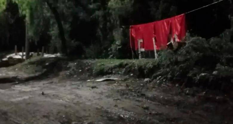 Esta fue la bandera instalada en la Autopista Norte de Bogotá. FOTO: CORTESÍA.