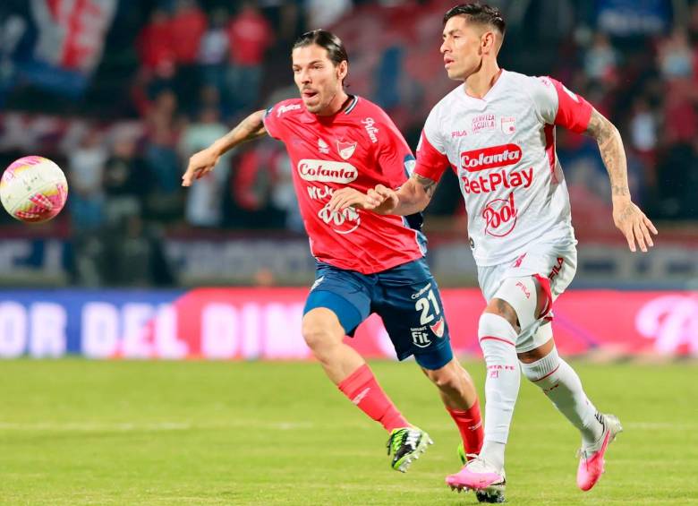 El volante argentino Agustín Martegani ha sido uno de los futbolistas más consistentes del DIM en el segundo semestre del año. Foto: Manuel Saldarriaga