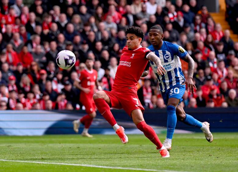 Luis Díaz volvió a festejar con el Liverpool ante el Brighton, FOTO: GETTY