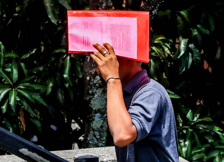 La ola de calor que atraviesa México ha elevado la temperatura a tal punto que hasta logra descomponer alguno de los alimentos de los puestos callejeros. Foto: Jaime Pérez Munévar