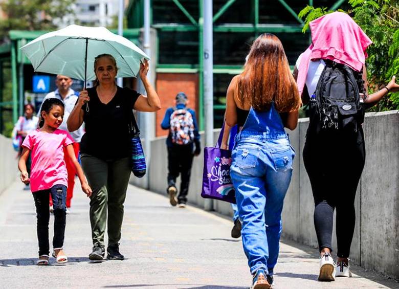 El aumento de las temperaturas puede disparar el uso de aire acondicionado y ventiladores, elevando la demanda de energía y la presión sobre el sistema eléctrico. FOTO El Colombiano
