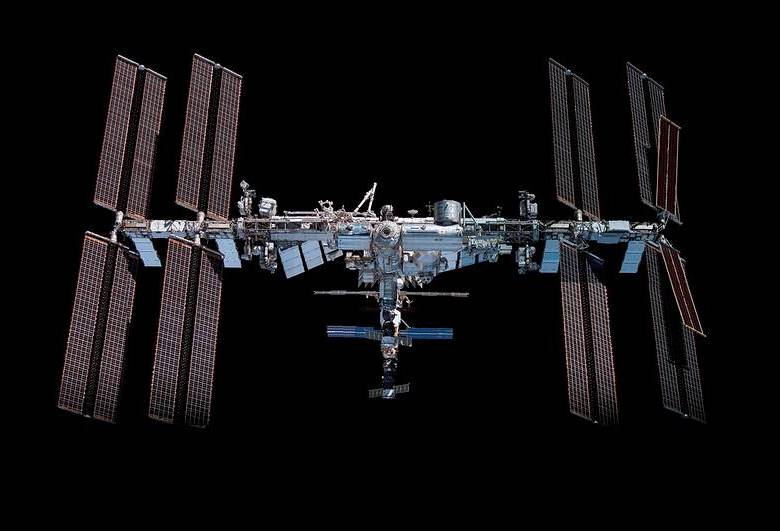 La EEI está en el espacio desde 1998 y recibió tripulación por primera vez en 2000. FOTO NASA
