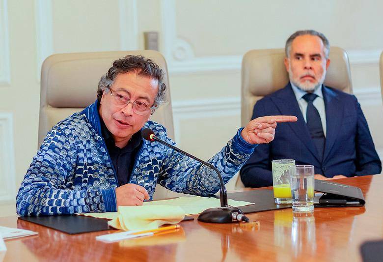 Si bien la ley es explícita en señalar que para convocar a una consulta se requiere el concepto del Senado, para el presidente Petro “jamás hubo un concepto favorable” y hubo un error de procedimiento. FOTO: PRESIDENCIA