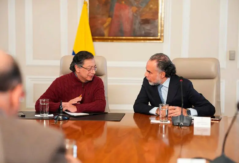 Según Benedetti, “no hay un colombiano” que pueda mostrar un trino en que el presidente “haya atacado a Miguel Uribe después del atentado”. FOTO: PRESIDENCIA
