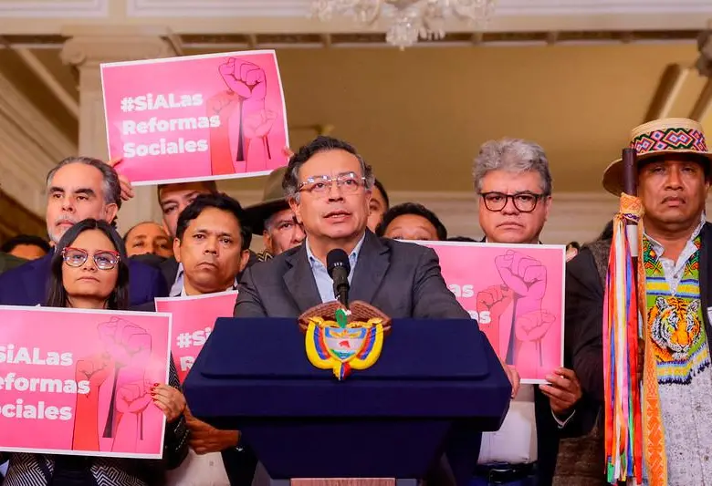 El presidente Gustavo Petro amenazó con una “ruptura” entre la Presidencia y el Congreso, además de mencionar un supuesto “bloqueo institucional”. FOTO: PRESIDENCIA